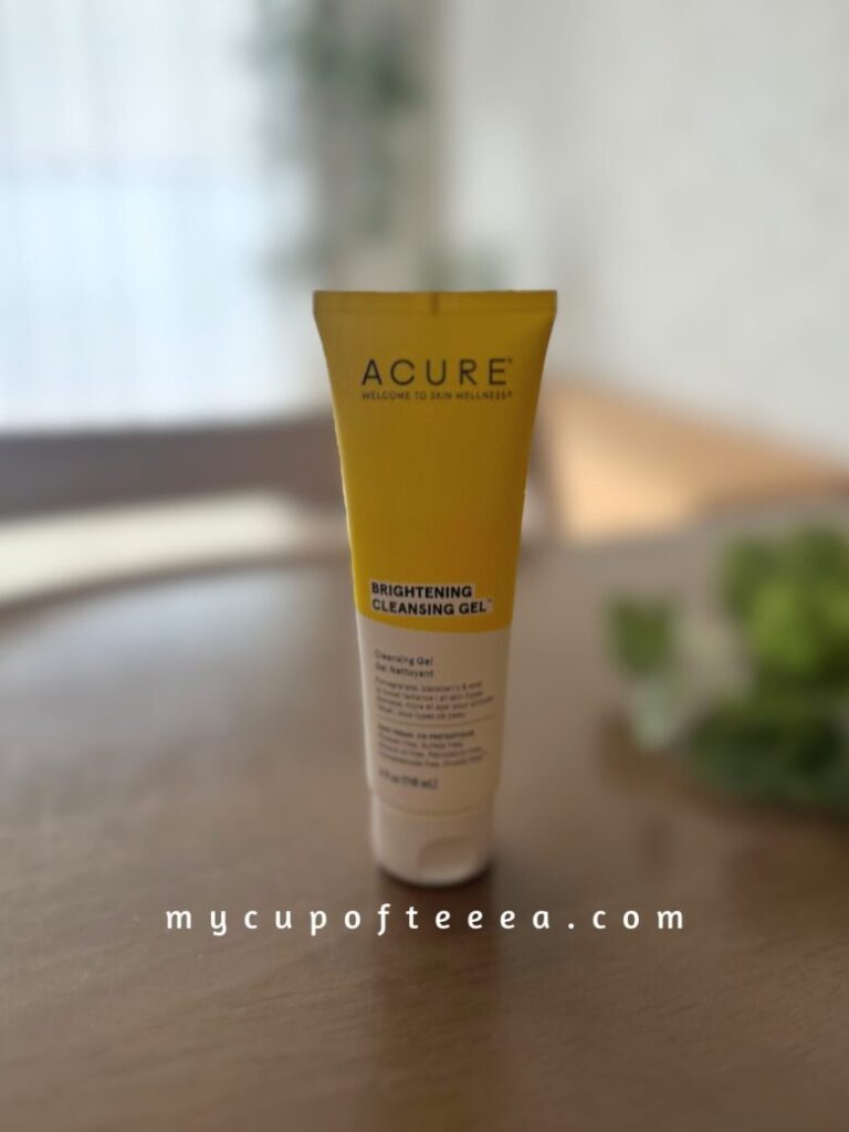 iHerb 無添加 Acure ブライトニングクレンジングジェルのパッケージ